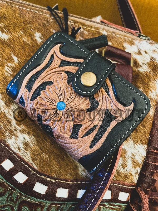 Tooled Floral Pocket Wallet